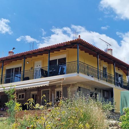 Grieks Vakantiehuis To Kalokairi Kougaiika ภายนอก รูปภาพ