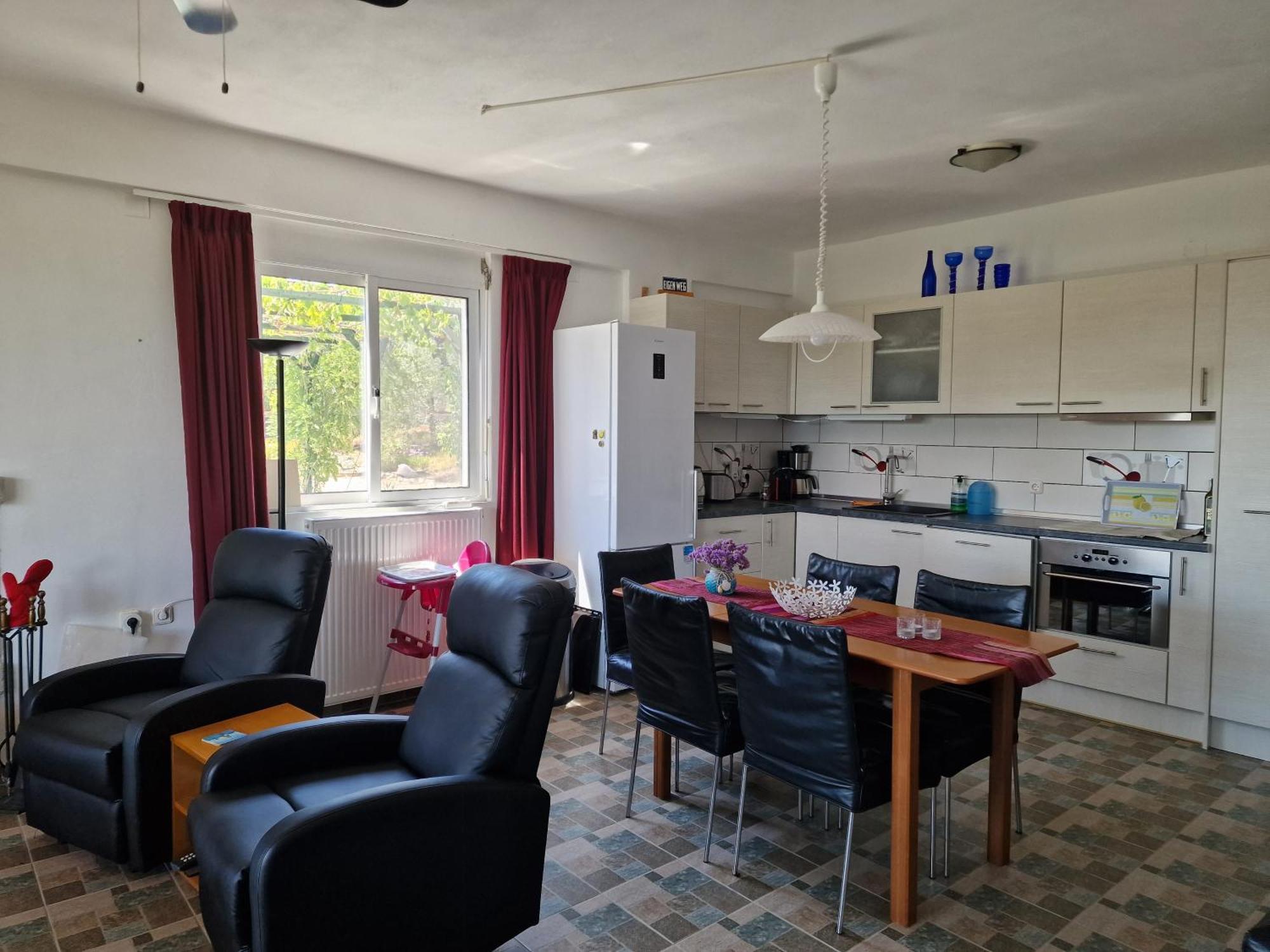 Grieks Vakantiehuis To Kalokairi Kougaiika ภายนอก รูปภาพ